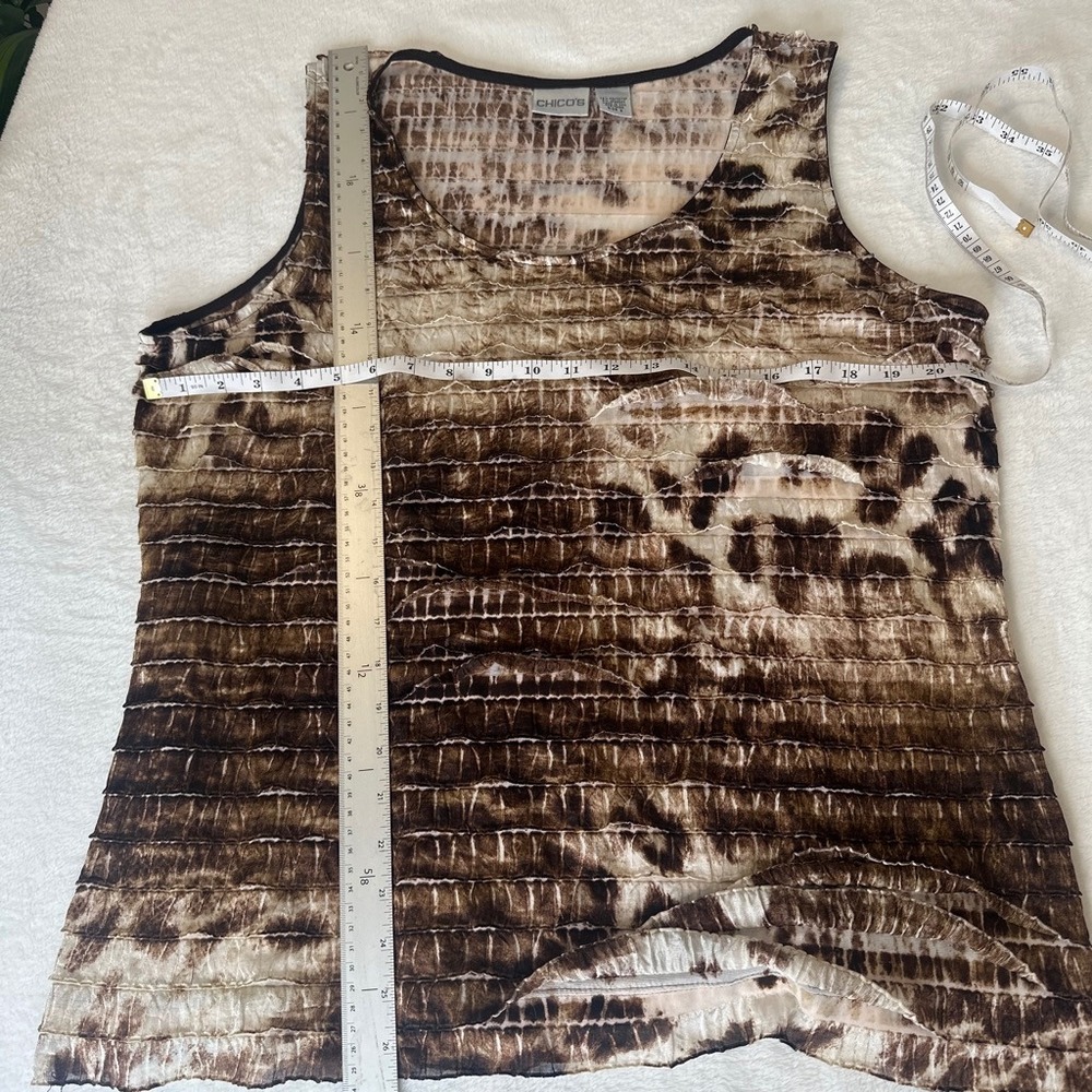 Chicos Brown Animal Print Tiered Tank Top Sleeveless Textured Pleated Size 3 XL - Picture 2 of 8